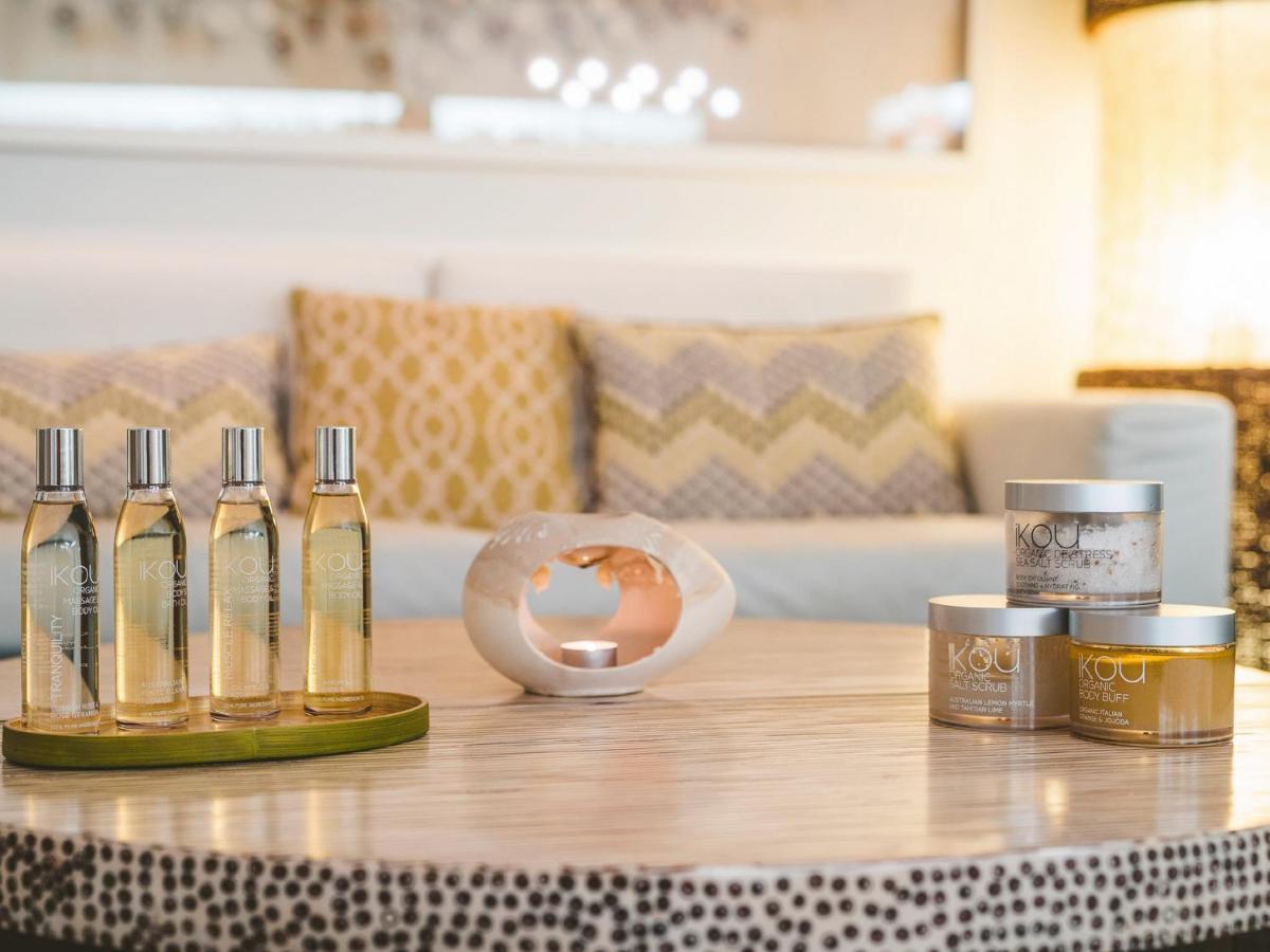 Luxury Apartments At Temple Resort And Spa Port Douglas Buitenkant foto